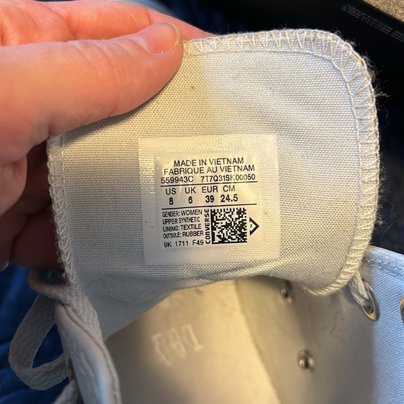 Robins egg blue faux leather high top converse - Picture 5 of 5